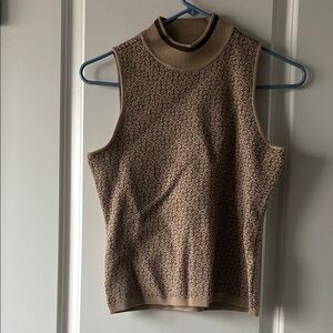 Chic Sleeveless Patterned Top